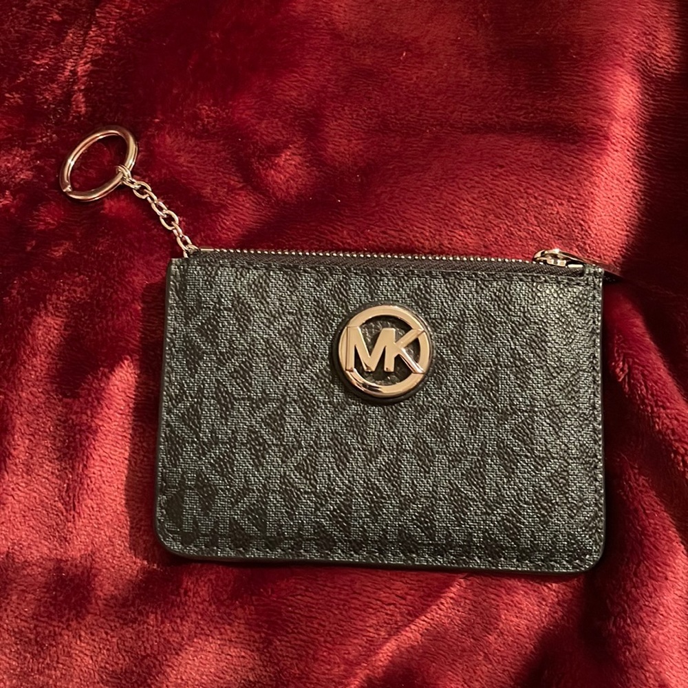 Michael Kors credit card holder and keychain